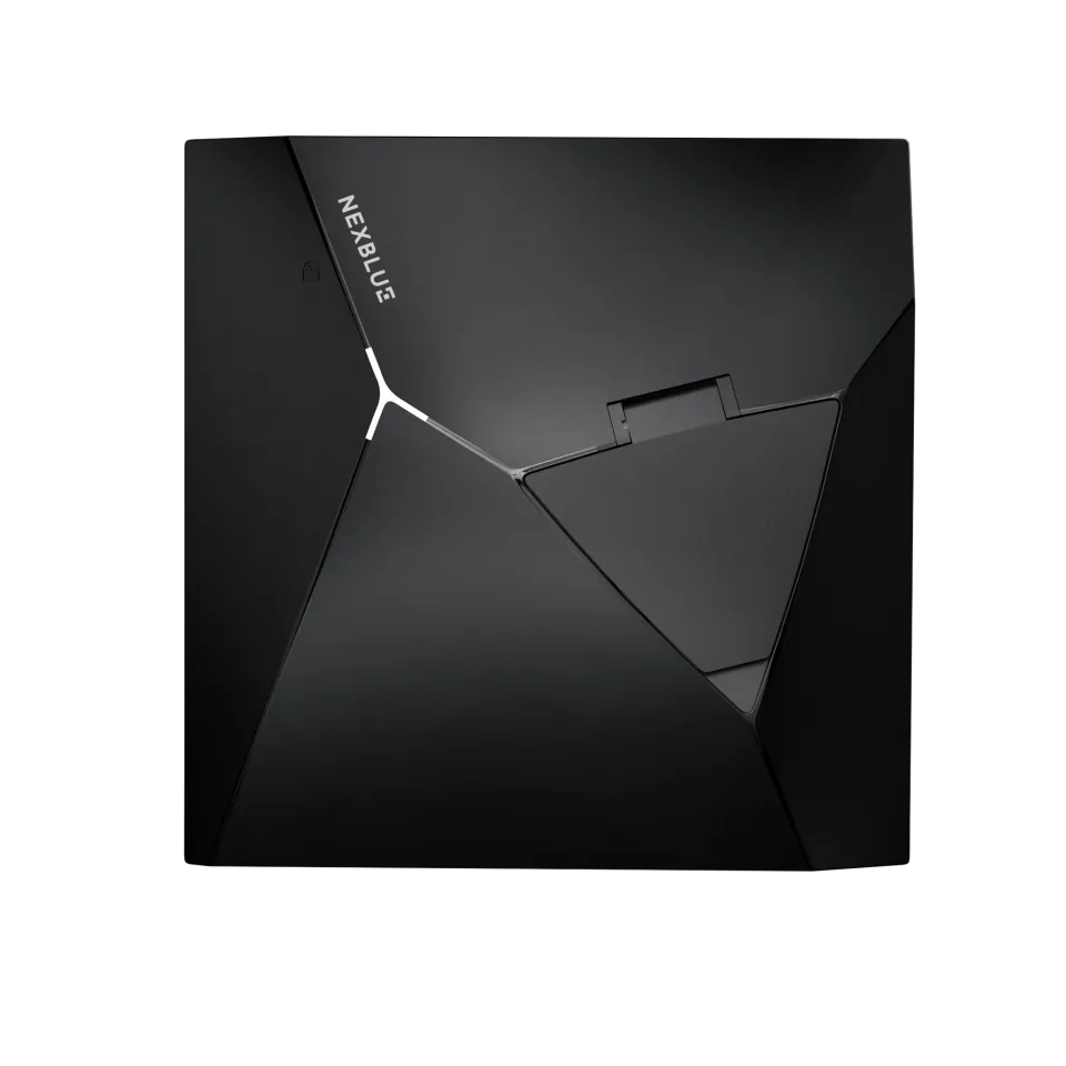 Svart NexBlue-laddbox framifrån